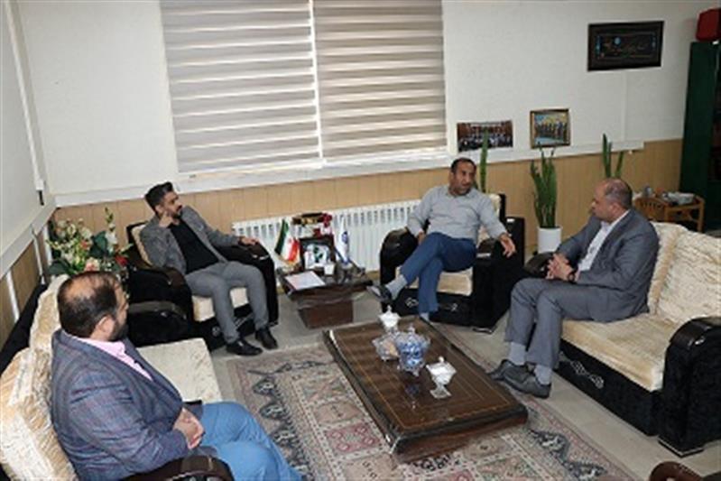 رئیس گروه ارتباطات و رسانه شركت مهندسی آبفای كشور دفاتر روابط عمومی ها بازوان اصلی شركت های آبفا و پل ارتباطی موثر می باشند